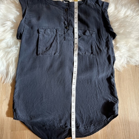 Club Monaco 100% Silk Navy Blouse - Picture 8 of 9